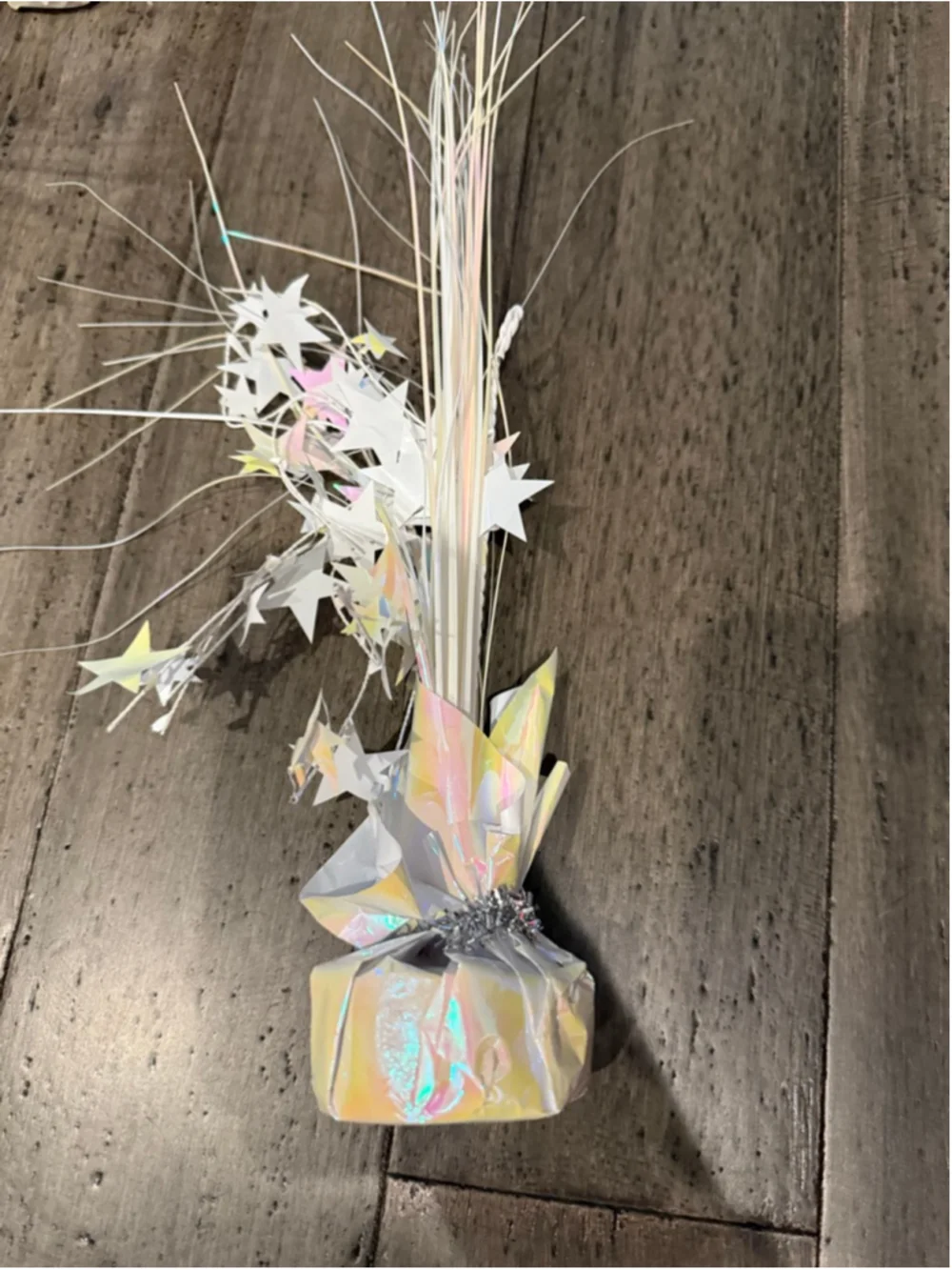 Set of 9 Iridescent White Star Balloon Weights